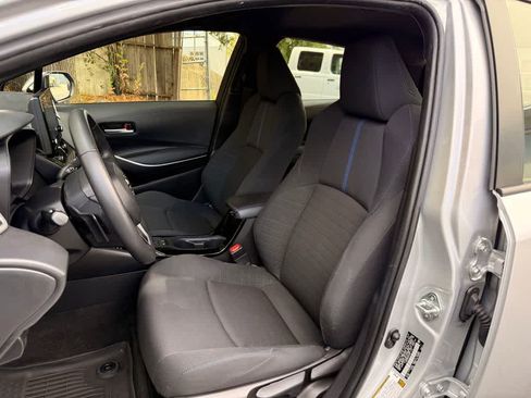 Used 2022 Toyota Corolla SE FWD image 11