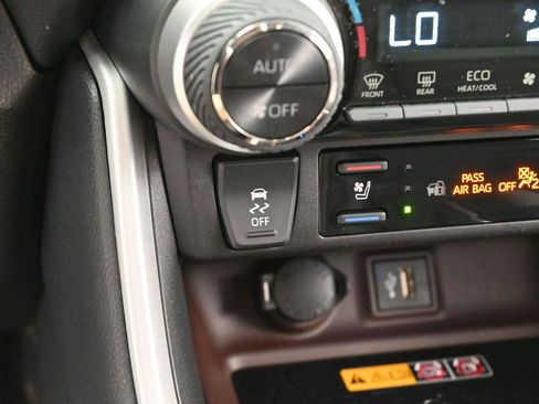 Used 2025 Toyota RAV4 Limited w/ Advanced Technology Package FWD image 20