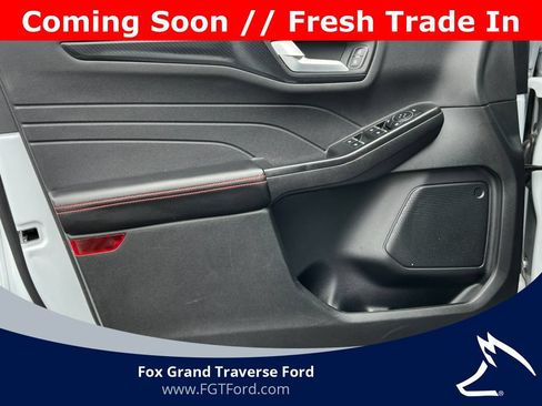Used 2025 Ford Escape ST-Line Select AWD/4WD image 13