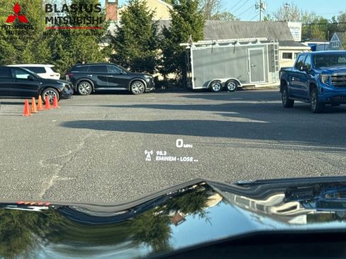Used 2020 Chevrolet Camaro SS RWD image 25