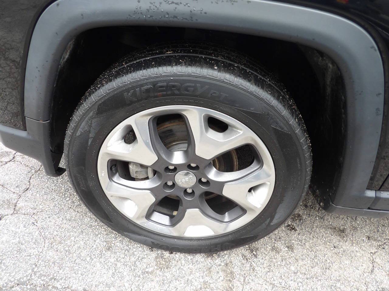 Used 2020 Jeep Compass Limited FWD image 5