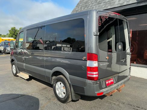 Used 2013 Freightliner Sprinter 2500 image 5