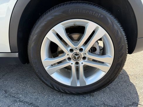 Used 2019 Mercedes-Benz GLA 250 4MATIC image 35