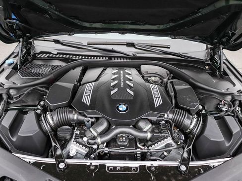 Used 2026 BMW M850i xDrive image 30