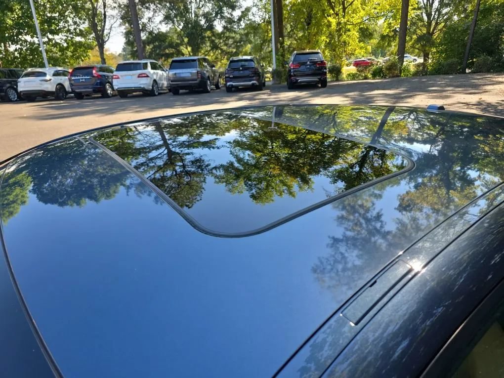 Used 2011 Porsche Panamera 4 AWD/4WD image 11