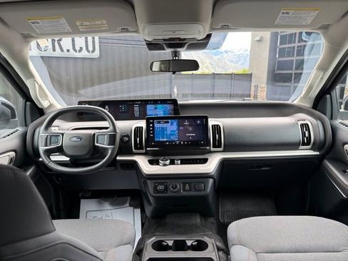 Used 2025 Ford Expedition Max XL AWD/4WD image 23