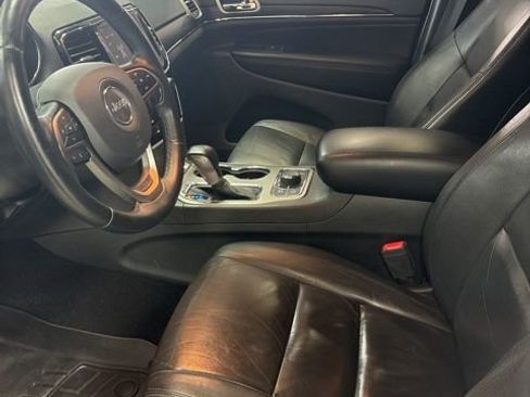 Used 2019 Jeep Grand Cherokee Limited AWD/4WD image 26