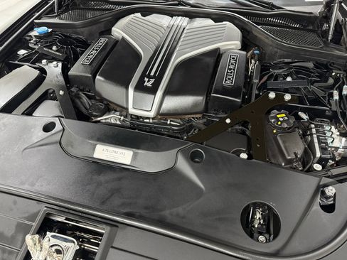 Used 2021 Rolls-Royce Ghost AWD/4WD image 55