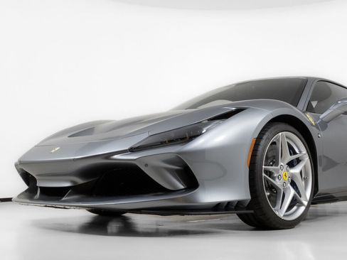 Used 2022 Ferrari F8 Tributo image 15