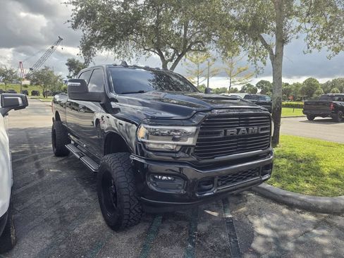 Used 2024 RAM 2500 Laramie w/ Night Edition AWD/4WD image 2