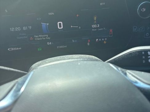 Used 2024 Chevrolet Equinox EV LT FWD image 4