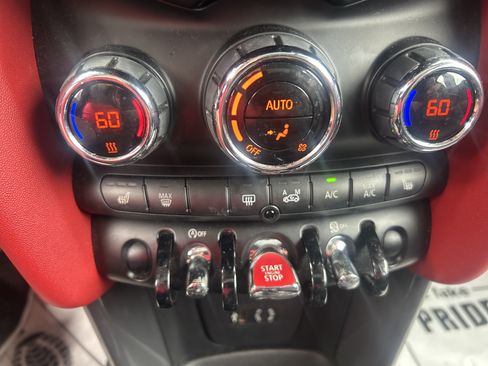 Used 2016 MINI Cooper 4-Door Hardtop FWD image 23