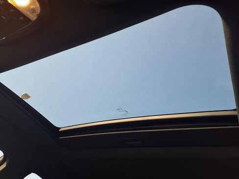 Certified 2023 Dodge Charger R/T w/ Plus Group image 21