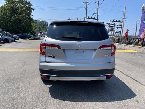Used 2021 Honda Pilot Touring image 5