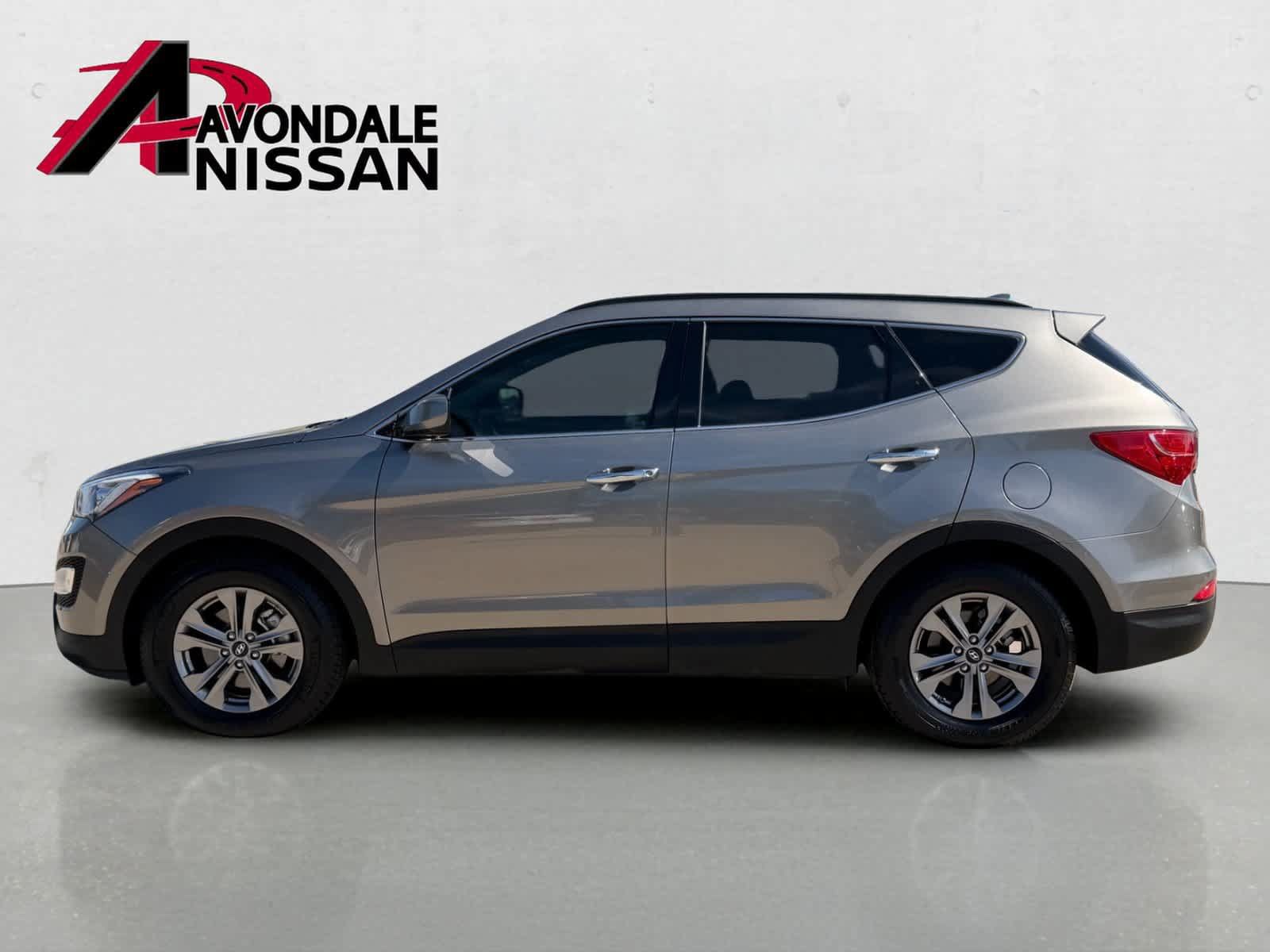 Used 2015 Hyundai Santa Fe Sport w/ Option Group 02 FWD image 2