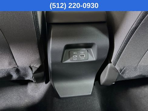 Certified 2025 Subaru Crosstrek 2.0i Premium image 31