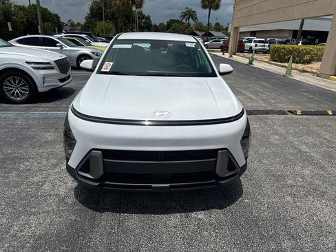 Used 2026 Hyundai Kona SE FWD image 14