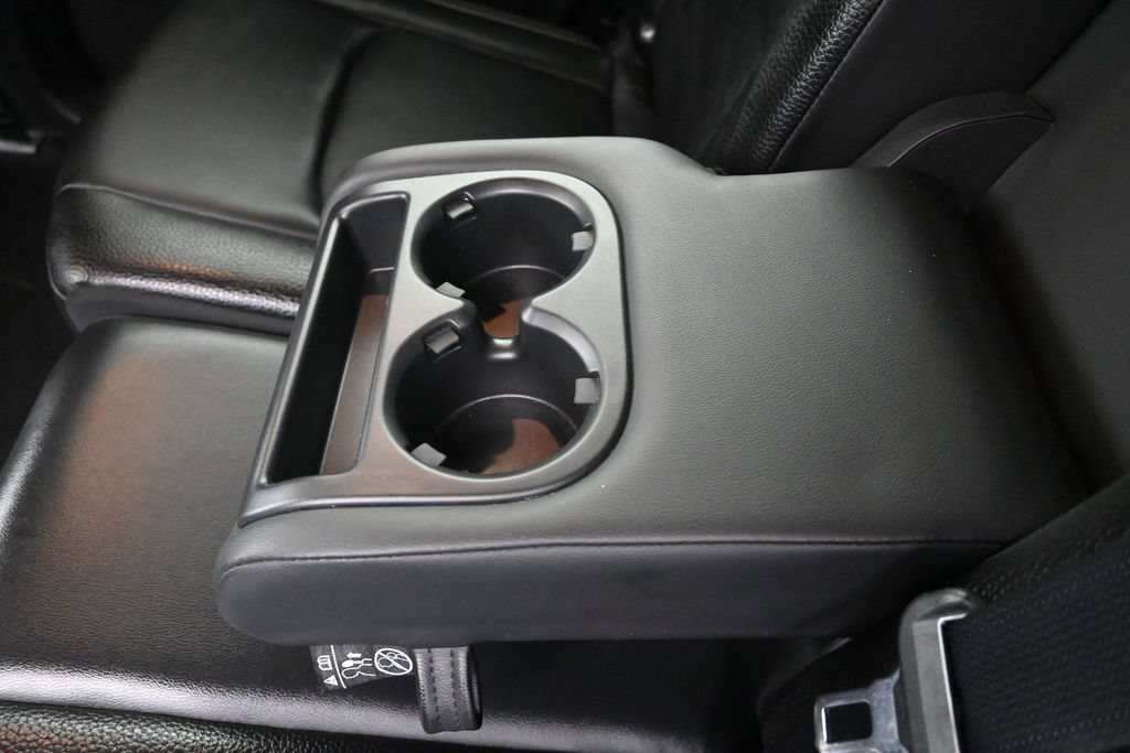 Used 2022 Nissan Pathfinder SL FWD image 18
