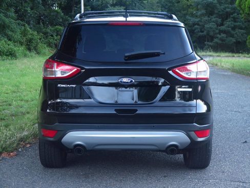Used 2016 Ford Escape SE w/ Equipment Group 201A FWD image 26