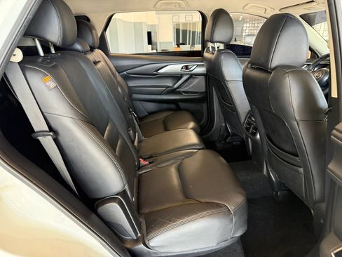 Used 2017 MAZDA CX-9 Touring FWD image 12