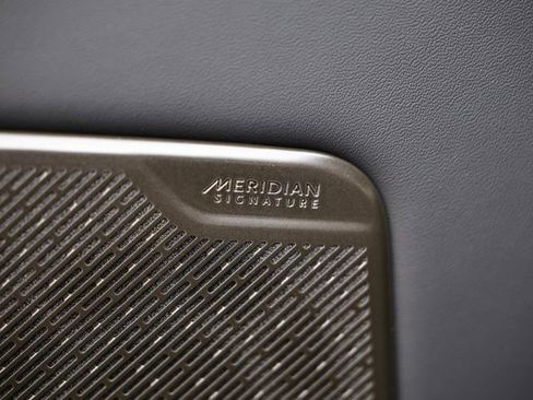 New 2026 Land Rover Range Rover Long Wheelbase Autobiography AWD/4WD image 30
