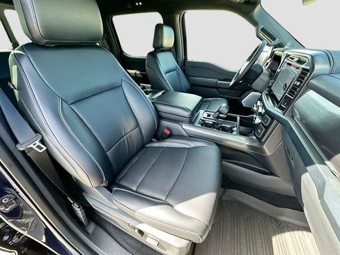 Used 2025 Ford F150 Lariat w/ Equipment Group 502A High AWD/4WD image 29