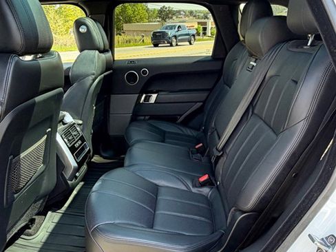 Used 2016 Land Rover Range Rover Sport HSE image 5