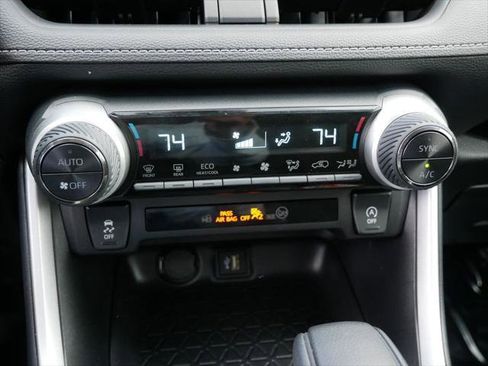 Certified 2025 Toyota RAV4 XLE AWD/4WD image 19