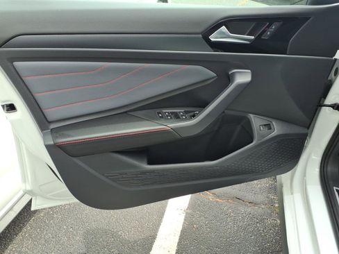 New 2026 Volkswagen Jetta GLI Autobahn FWD image 9