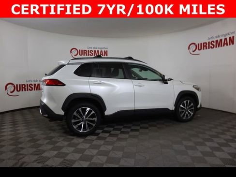 Used 2022 Toyota Corolla Cross XLE w/ Convenience Package image 11