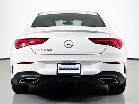 Certified 2022 Mercedes-Benz CLA 250 image 4