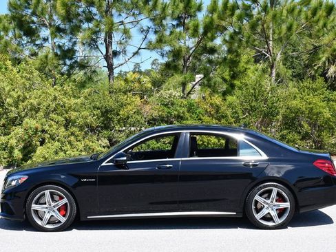 Used 2015 Mercedes-Benz S 63 AMG 4MATIC Sedan image 24