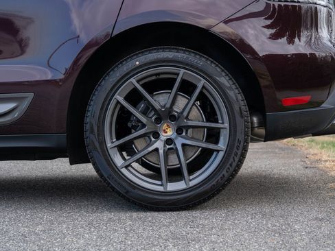 New 2026 Porsche Macan Turbo image 12