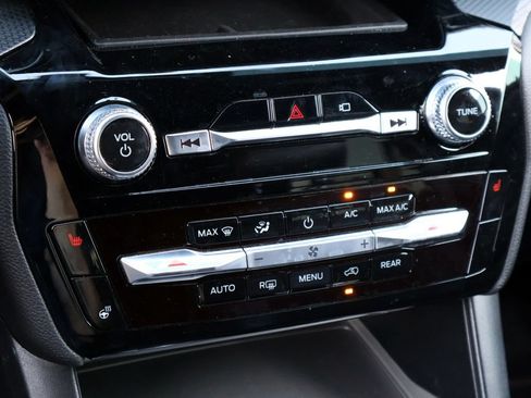 Certified 2022 Ford Explorer ST-Line w/ Class IV Trailer Tow Package RWD image 34