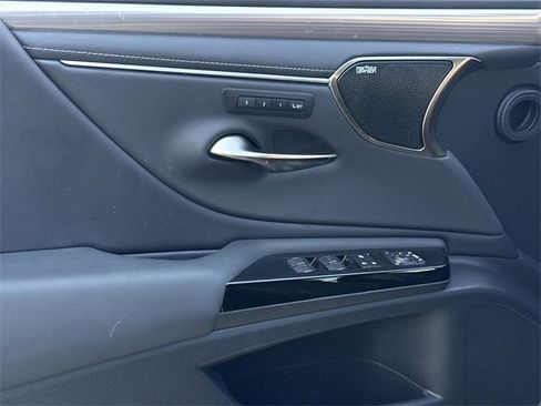 Used 2022 Lexus ES 350 F Sport image 29