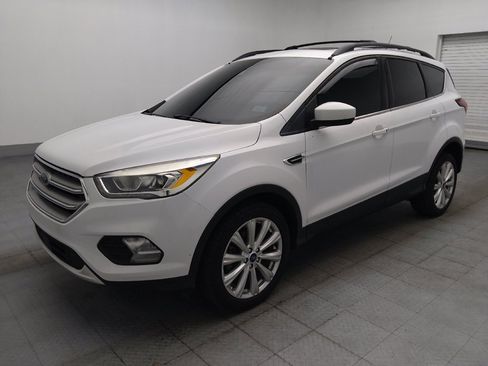 Used 2019 Ford Escape SEL FWD image 2