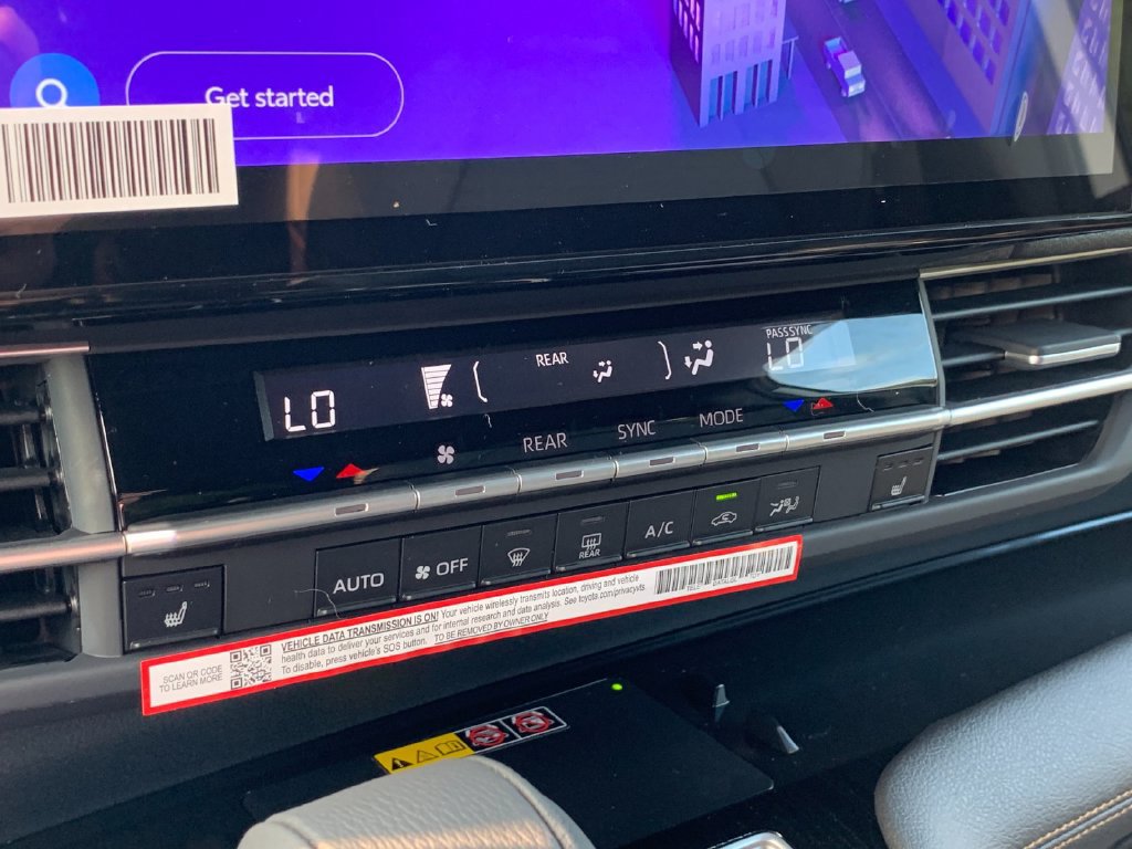 New 2026 Toyota Sienna XLE Woodland Edition AWD/4WD image 23