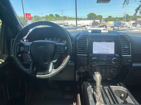 Used 2018 Ford F150 Raptor w/ Equipment Group 802A Luxury AWD/4WD image 22