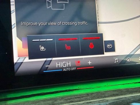 Used 2023 BMW 740i 740i w/ Executive Package image 27