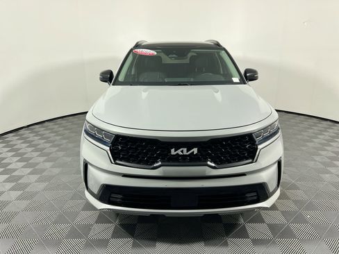 Certified 2023 Kia Sorento SX image 8