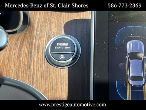 Used 2025 Mercedes-Benz C 300 4MATIC Sedan image 31