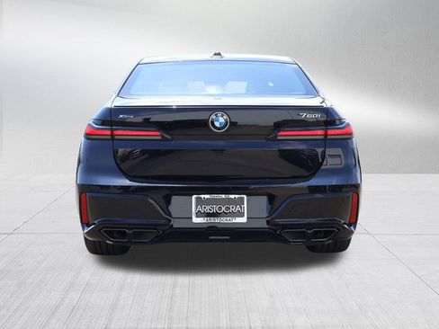 New 2026 BMW 760i xDrive w/ Executive Package image 7