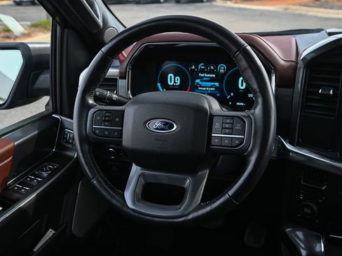 Used 2022 Ford F150 Lariat image 31