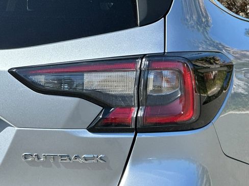 Used 2024 Subaru Outback Premium AWD/4WD image 49