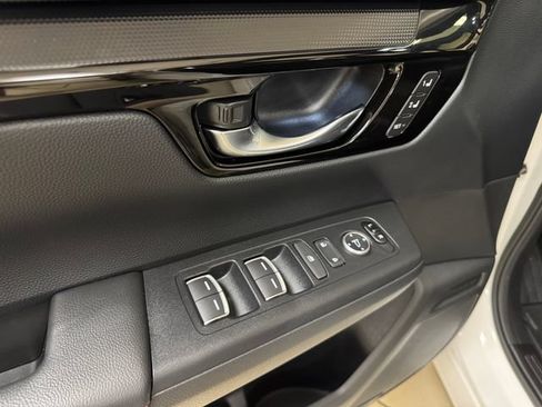 Used 2026 Honda CR-V Sport Touring image 7