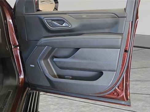 Used 2023 GMC Yukon AT4 w/ AT4 Premium Package image 28