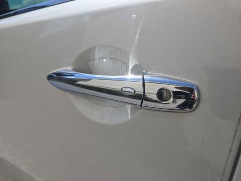 Used 2023 INFINITI QX80 Sensory w/ All-Season Package RWD image 9