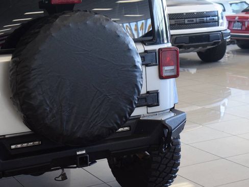 Used 2010 Jeep Wrangler Sport AWD/4WD image 28