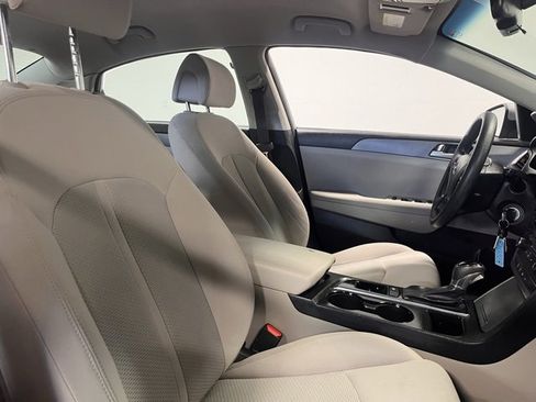 Used 2016 Hyundai Sonata SE image 10