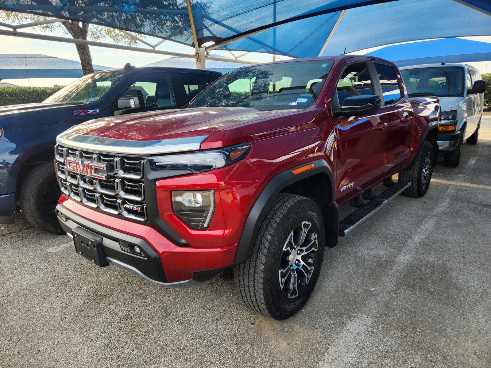 Used 2024 GMC Canyon AT4 w/ AT4 Premium Package AWD/4WD image 2